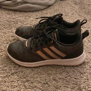 Adidas Cloudfoam Sneakers